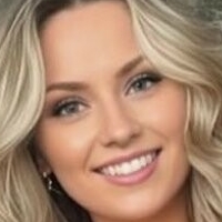 kiaralarakeller Naken