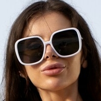 Ksenia L Naken