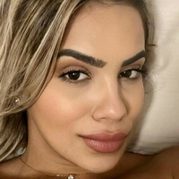 Larissa Scharf Naken