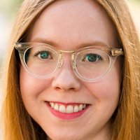 Laura Johnson Naken