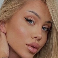 lauraammy Naken