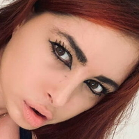 Linda Adams Naken