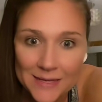 Lisa Dollan Naken