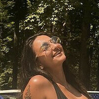 Lisa Unterman Naken