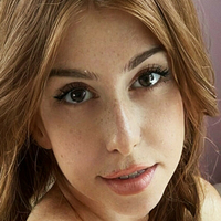 littleredwildfire Naken