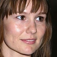 Liz Stauber Naken