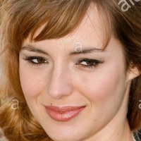 Louise Bourgoin Naken