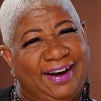 Luenell Naken