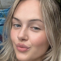 Luvaimee Naken