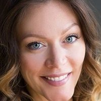 Maggie O'Neill Naken