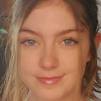 Makoshake Naken