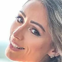 Mariana Aroldi Naken
