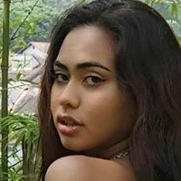 Maureenmanisha Naken