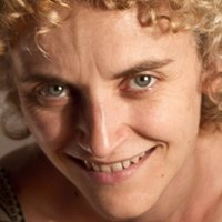 Mia Esteve Naken