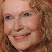 Mia Farrow Naken