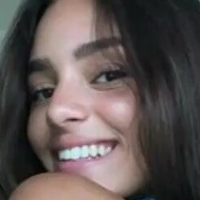 Mía Melody Naken