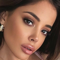 Mia Sanchez Naken