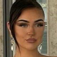 Michelle Knaub Naken
