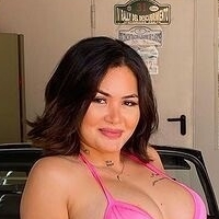 Michellen Cristina Naken