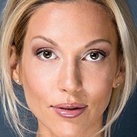 Miriam McDonald Naken