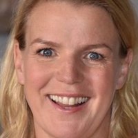 Mirja Boes Naken