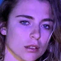 mirlindachannel Naken