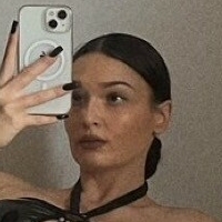 Miss Behave Naken