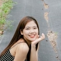 Miu Yoga Naken