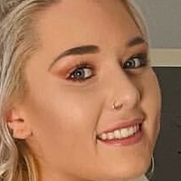Molly Harding Naken