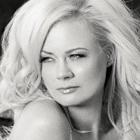 Monique Sluyter Naken