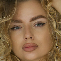 mrsliliane Naken