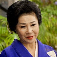 Naomi Tani Naken