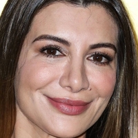 Nasim Pedrad Naken