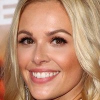 Natalie Hall Naken
