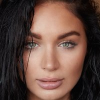 Natassia Halabi Naken