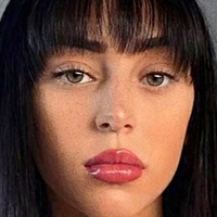 Nicki Nicole Naken