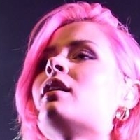 Nina Nesbitt Naken