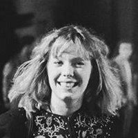 Pamela Gruen Naken