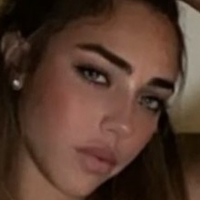 Paola Rosalina Naken