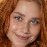 Polly Flame Naken
