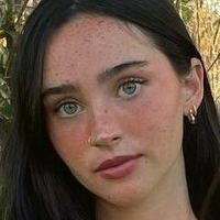 Rae Cambra Naken