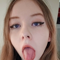 realgril Naken