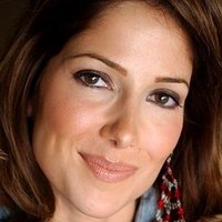 Rebecca Ramos Naken
