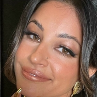 Richa Moorjani Naken