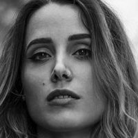 Sadie Gray Naken