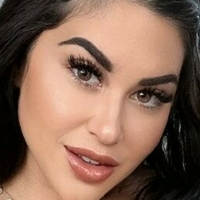 Saffron XX Rose Naken