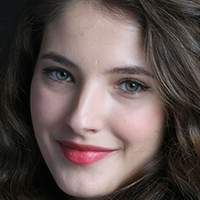 Sara Snadeva Naken