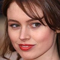 Sarah Winter Naken