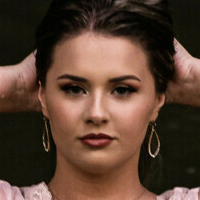 Savanah Thompson Naken
