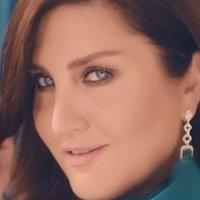 Sibel Can Naken